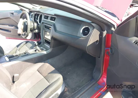 2012 Ford Mustang V6 z USA, uszkodzony, nr VIN 1ZVBP8AM3C5285124